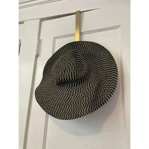 Old Navy Women's Size Large -XL Black & White Floppy Beach Hat